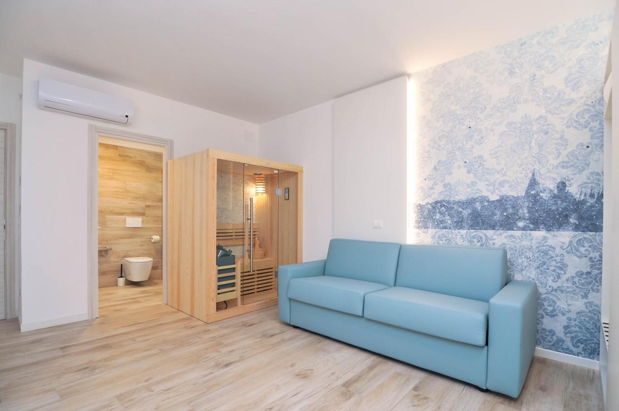 Marina Junior Suite 4 Stelle S กาออร์เล ภายนอก รูปภาพ