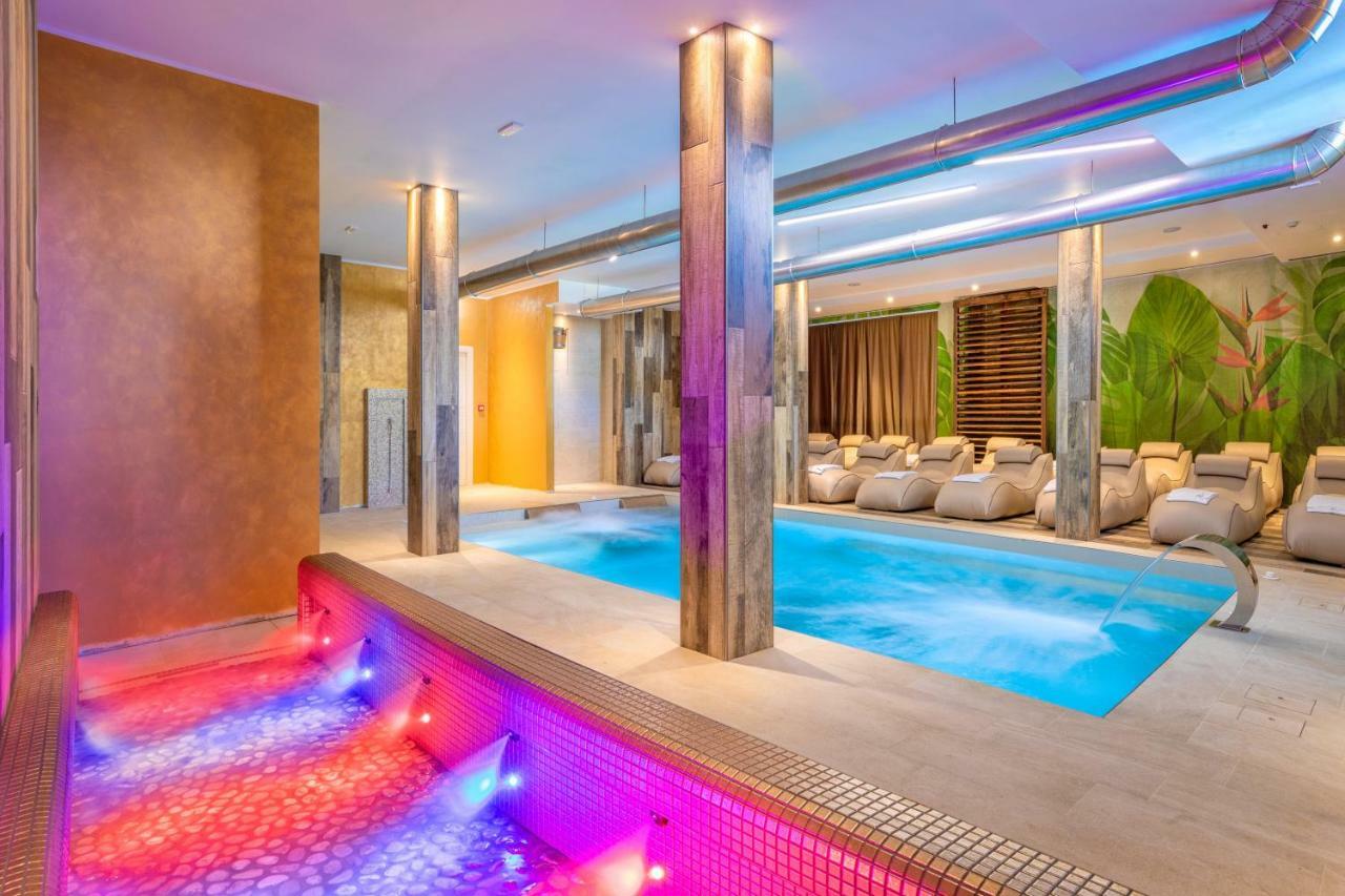 Marina Junior Suite 4 Stelle S กาออร์เล ภายนอก รูปภาพ